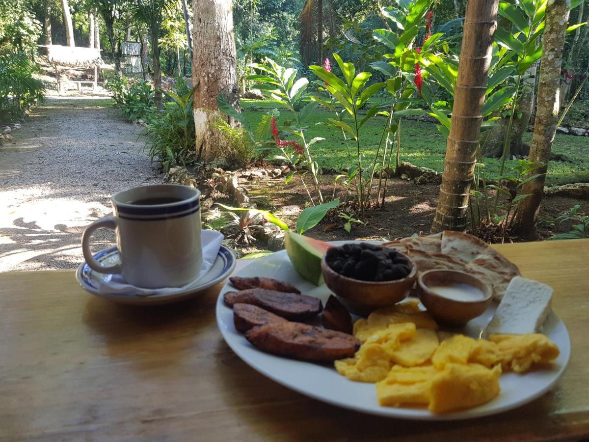 Nawal Hotel Lanquin Exterior photo