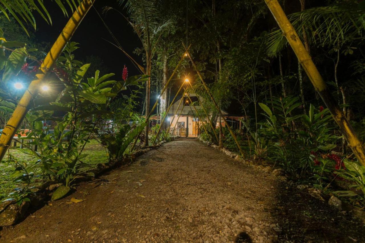Nawal Hotel Lanquin Exterior photo